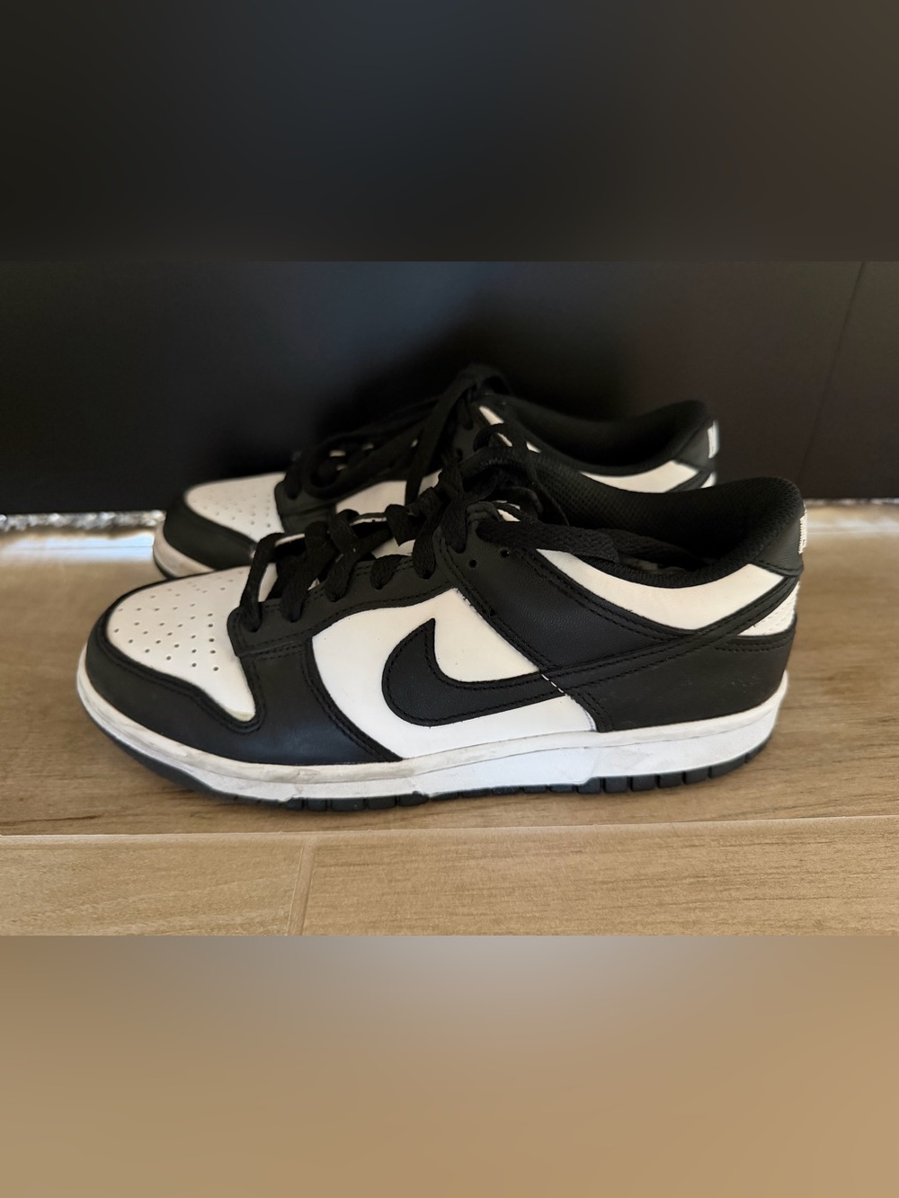 Nike Dunk Low Panda Black White Sneakers Women’s 8 Men’s 6.5 DD1503-101